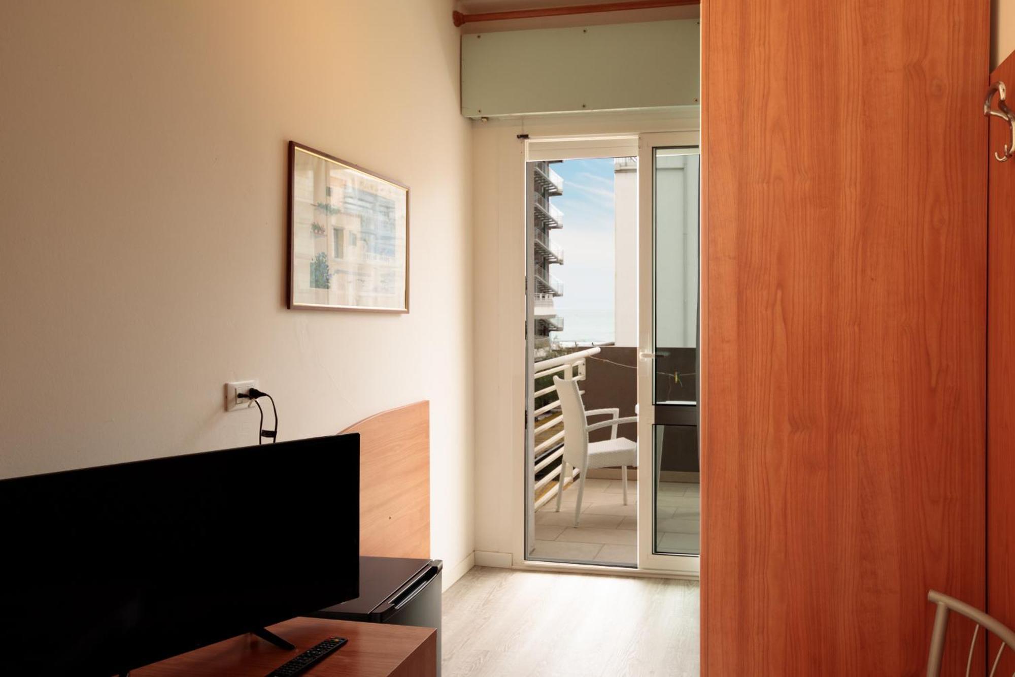 Hotel Derby S Jesolo Extérieur photo