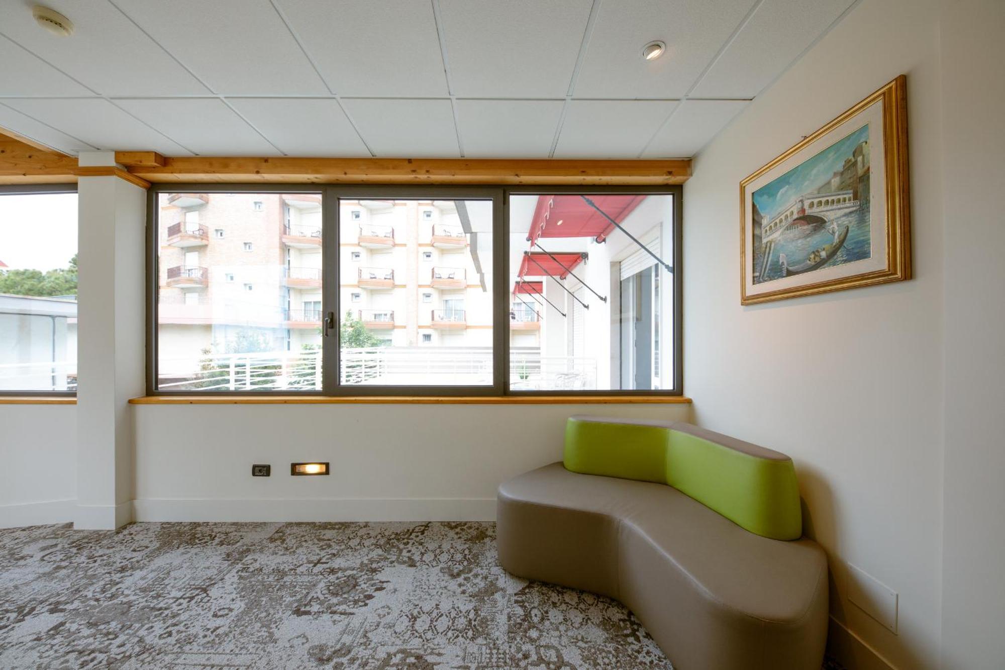 Hotel Derby S Jesolo Extérieur photo
