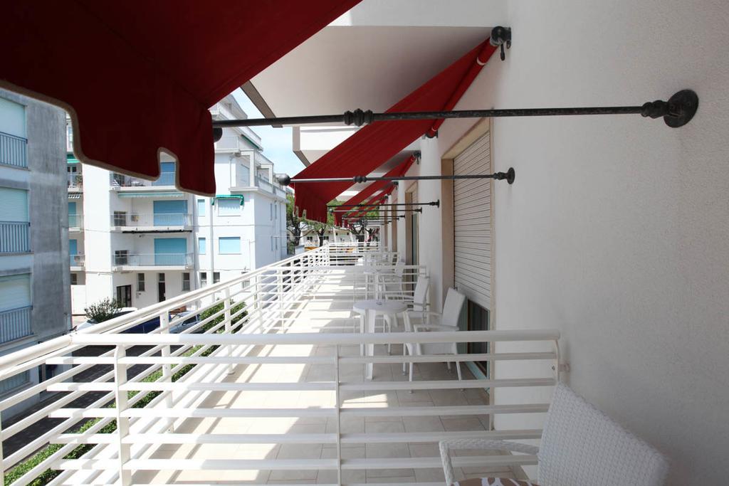 Hotel Derby S Jesolo Extérieur photo
