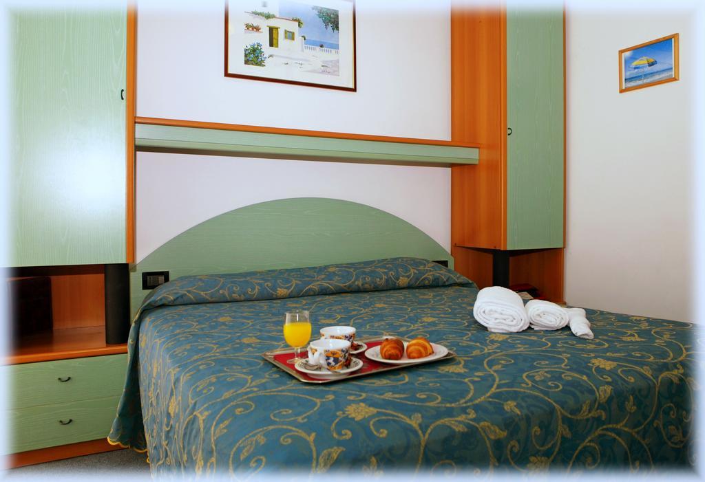 Hotel Derby S Jesolo Chambre photo